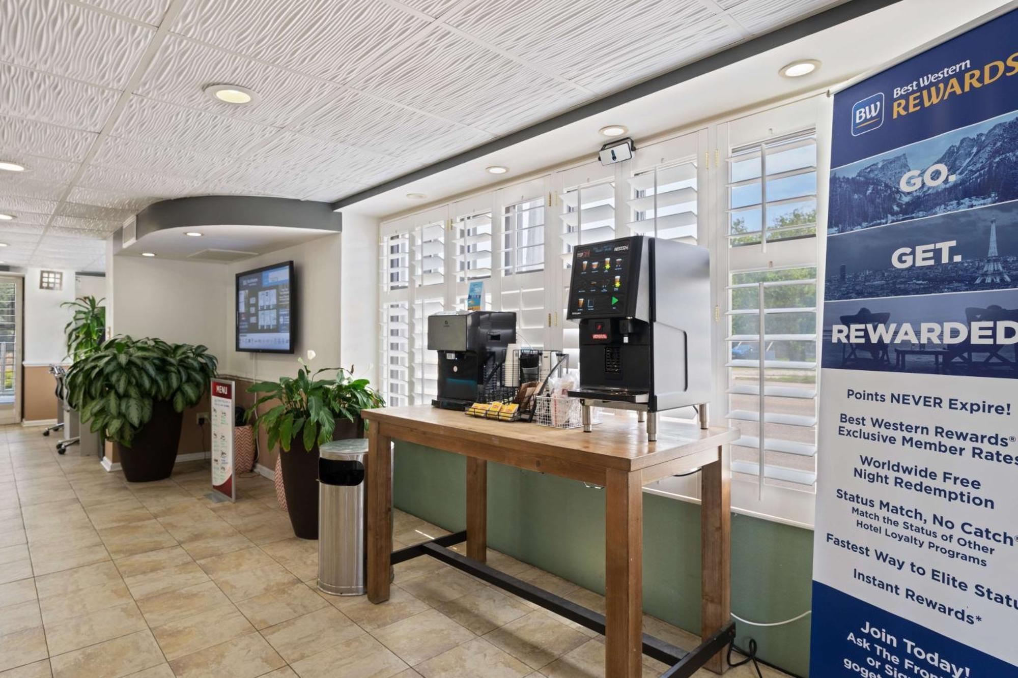 Best Western Plus Holiday Sands Inn & Suites Norfolk Eksteriør bilde